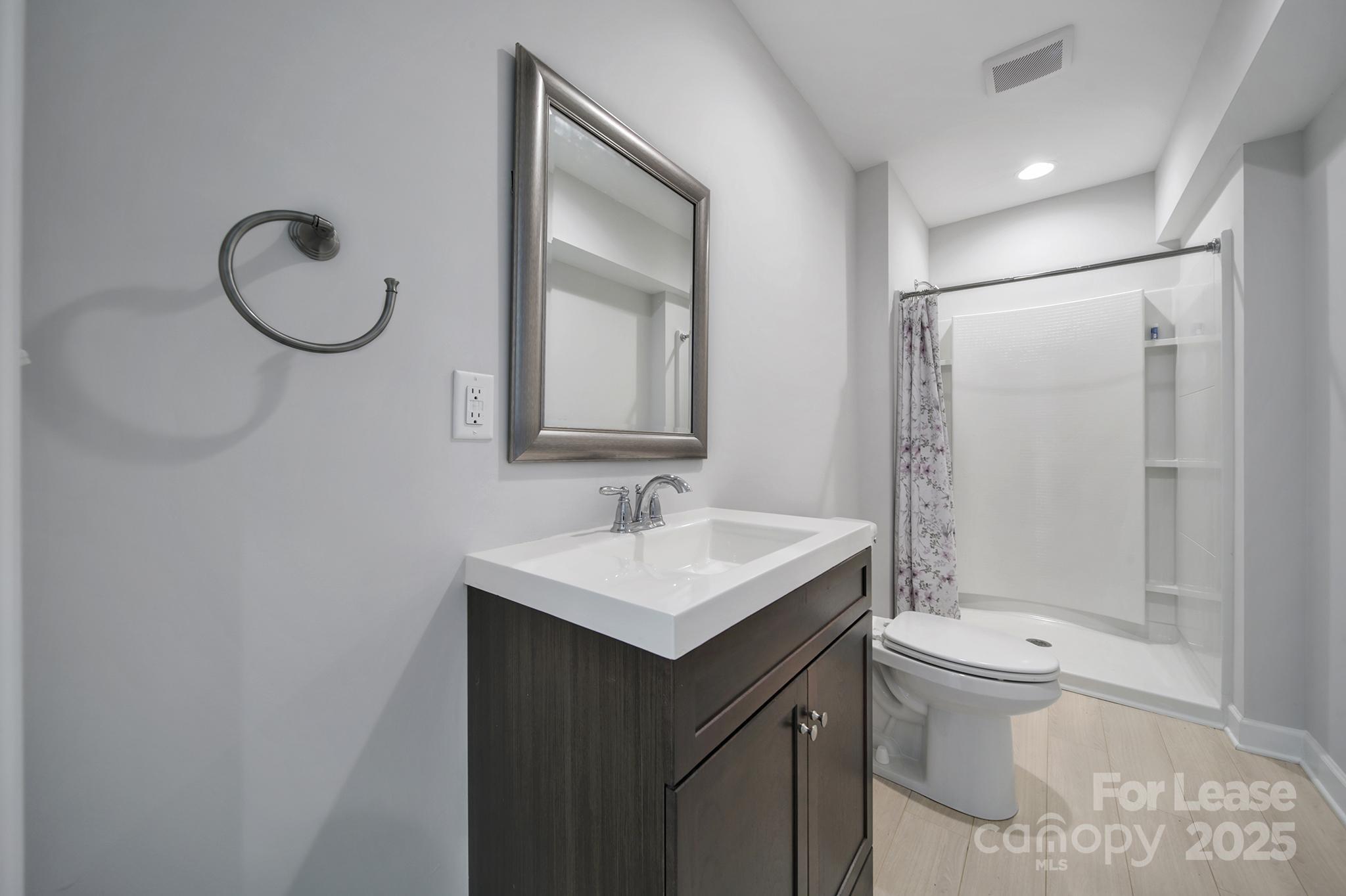 Shelly Woods - Residential Lease