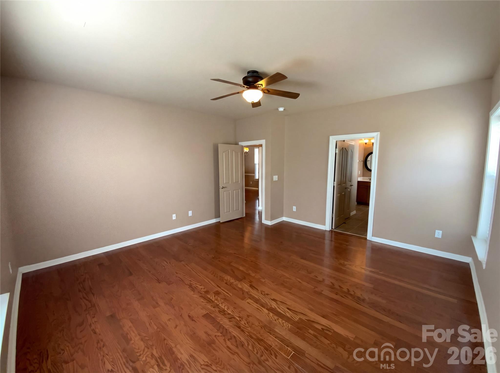 1640 Apple Tree Place NW