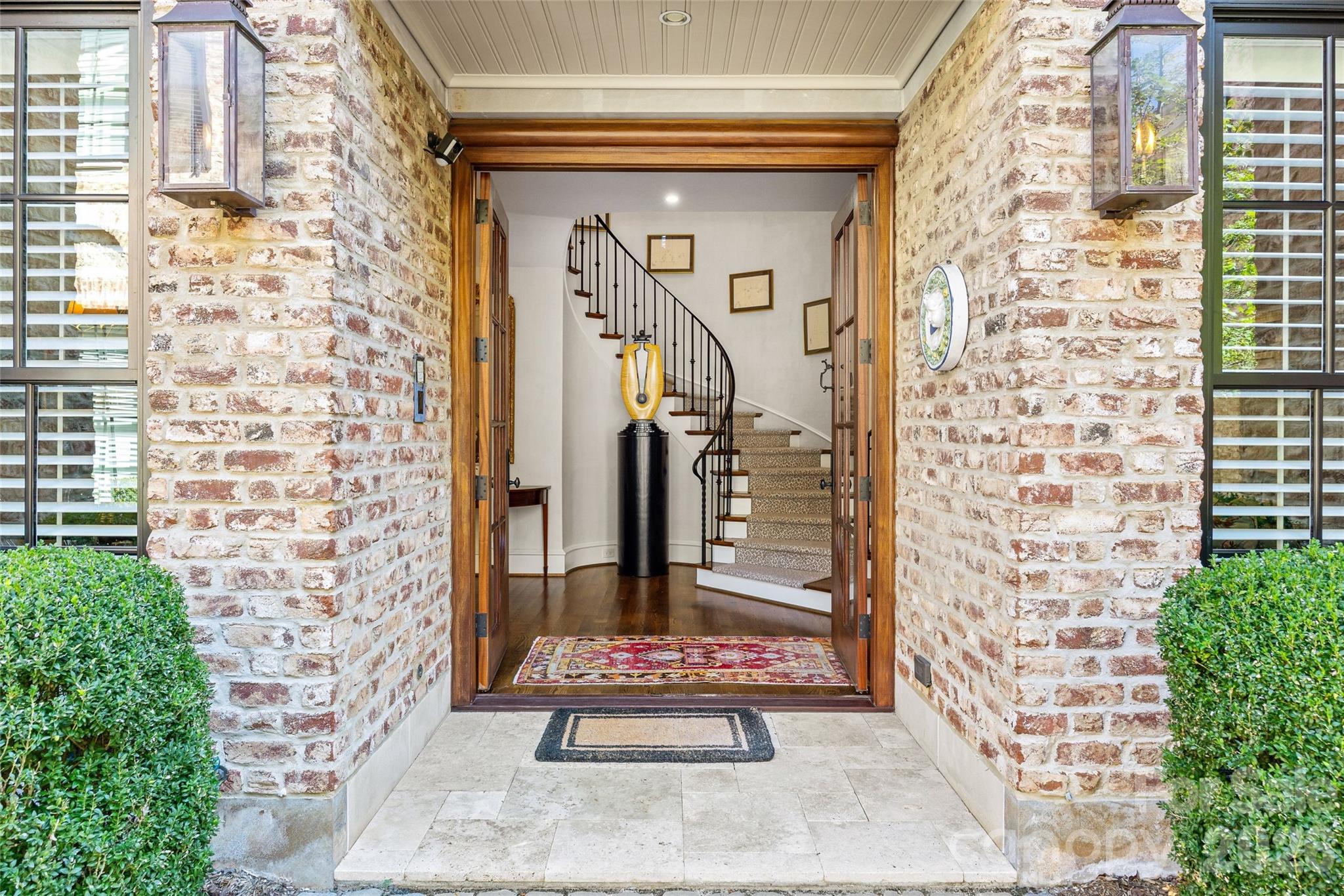 122 Cottage Place