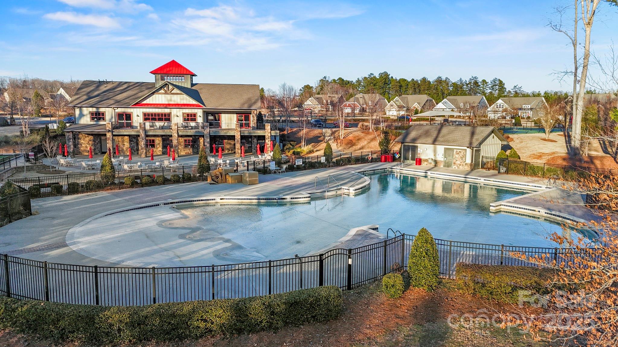 Tree Tops - Residential