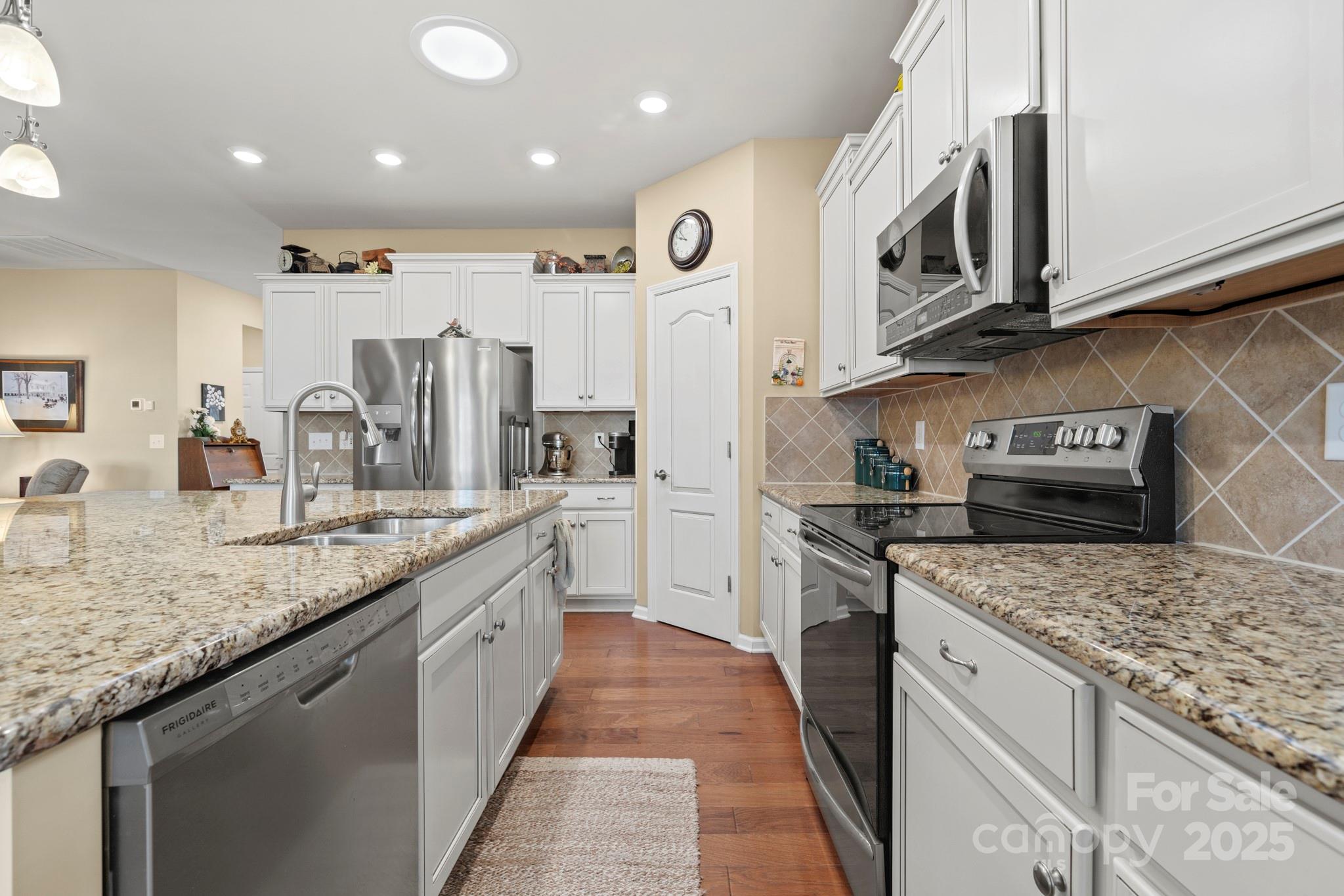 Tree Tops - Residential