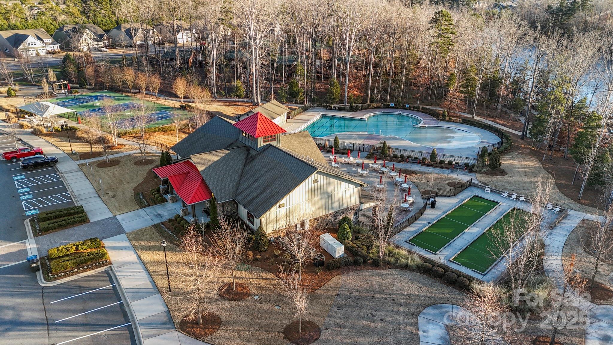 Tree Tops - Residential