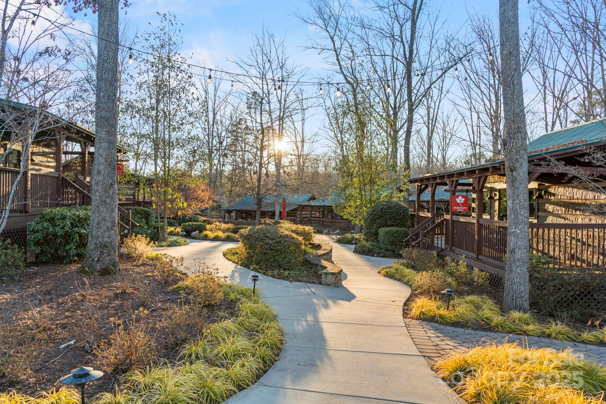Tree Tops - Residential