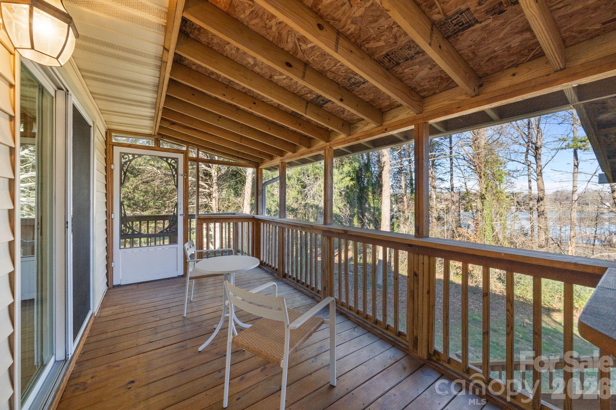 Colony Harbor - Residential