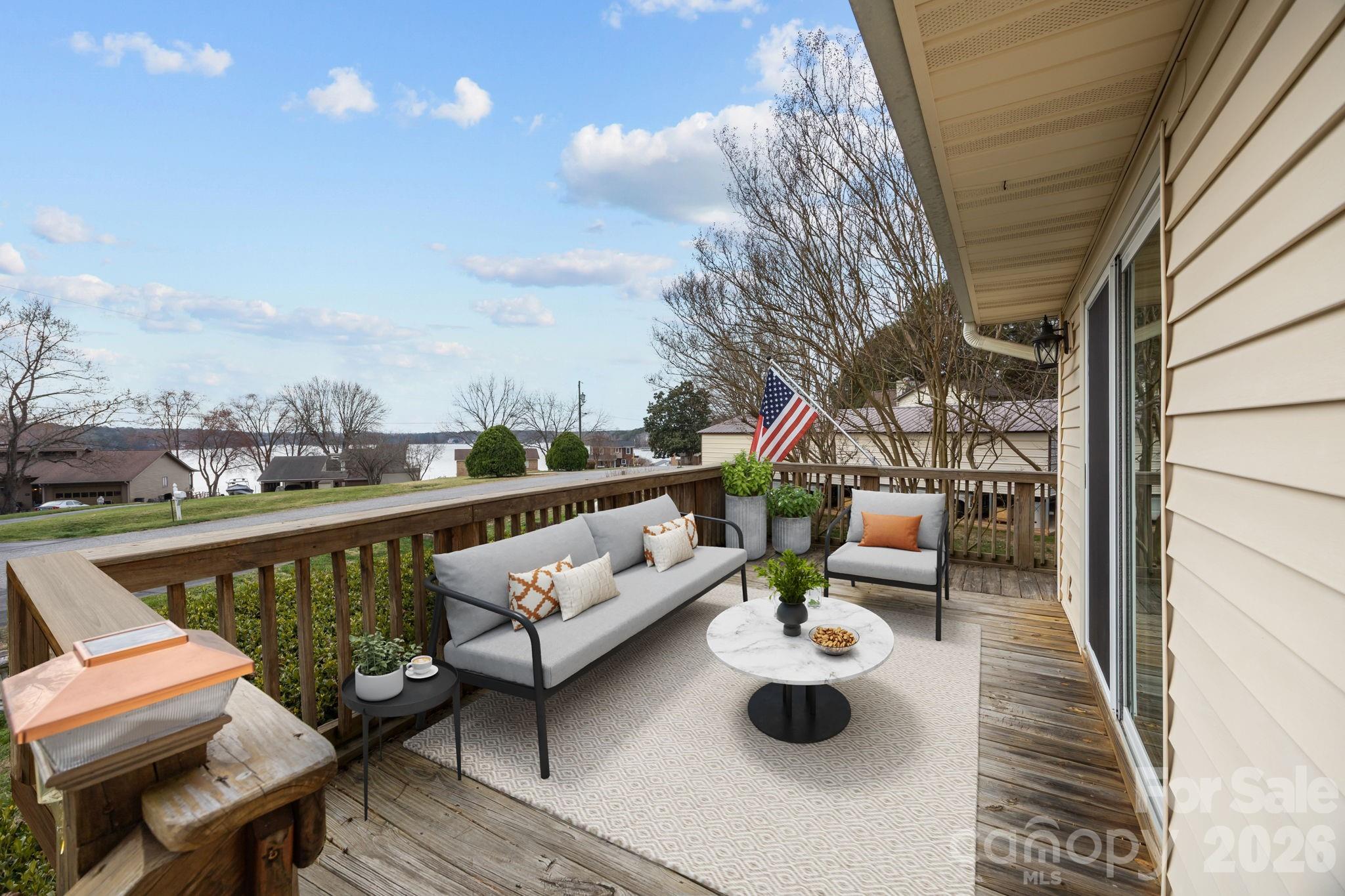 Colony Harbor - Residential