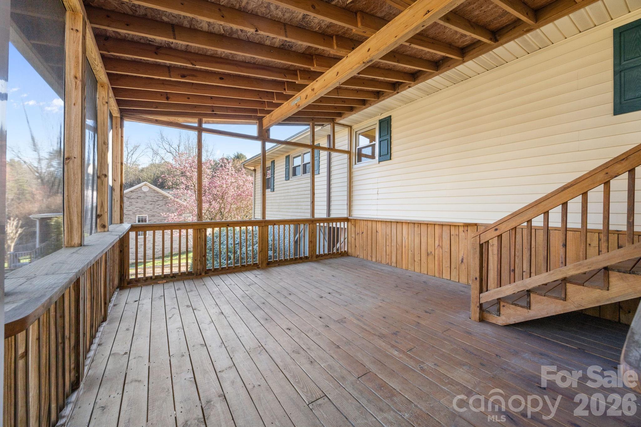 Colony Harbor - Residential