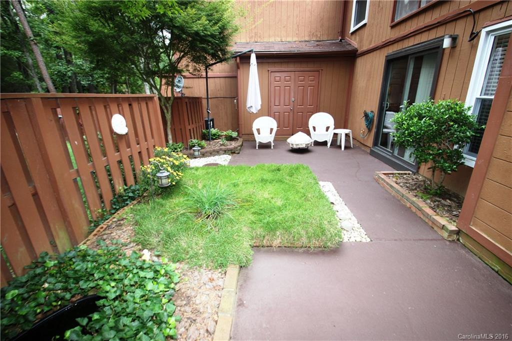 Four Seasons - Residential