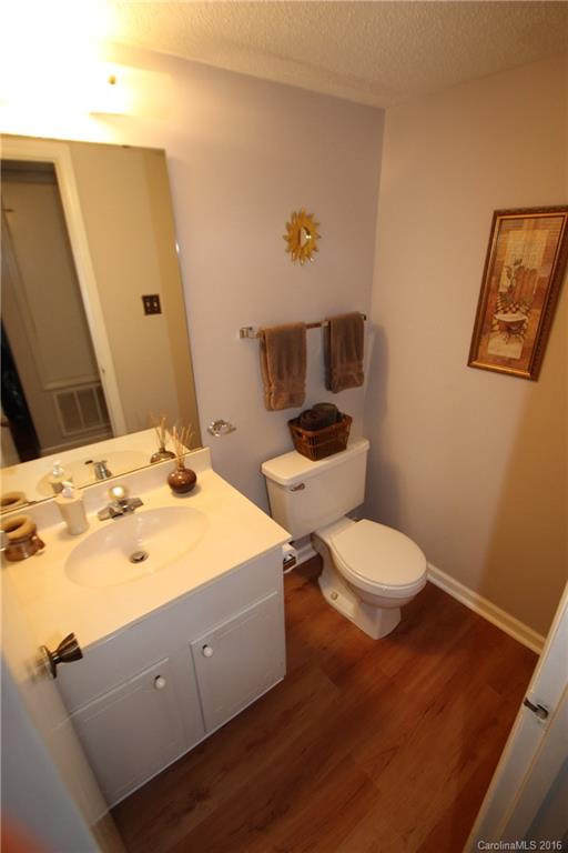 Four Seasons - Residential