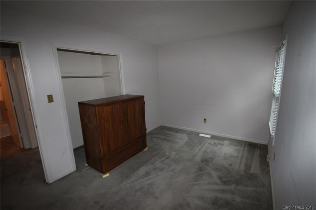 Four Seasons - Residential