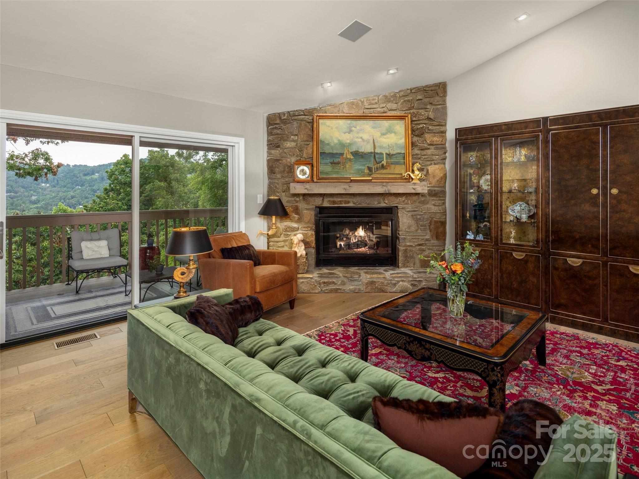 3301 Timber Trail