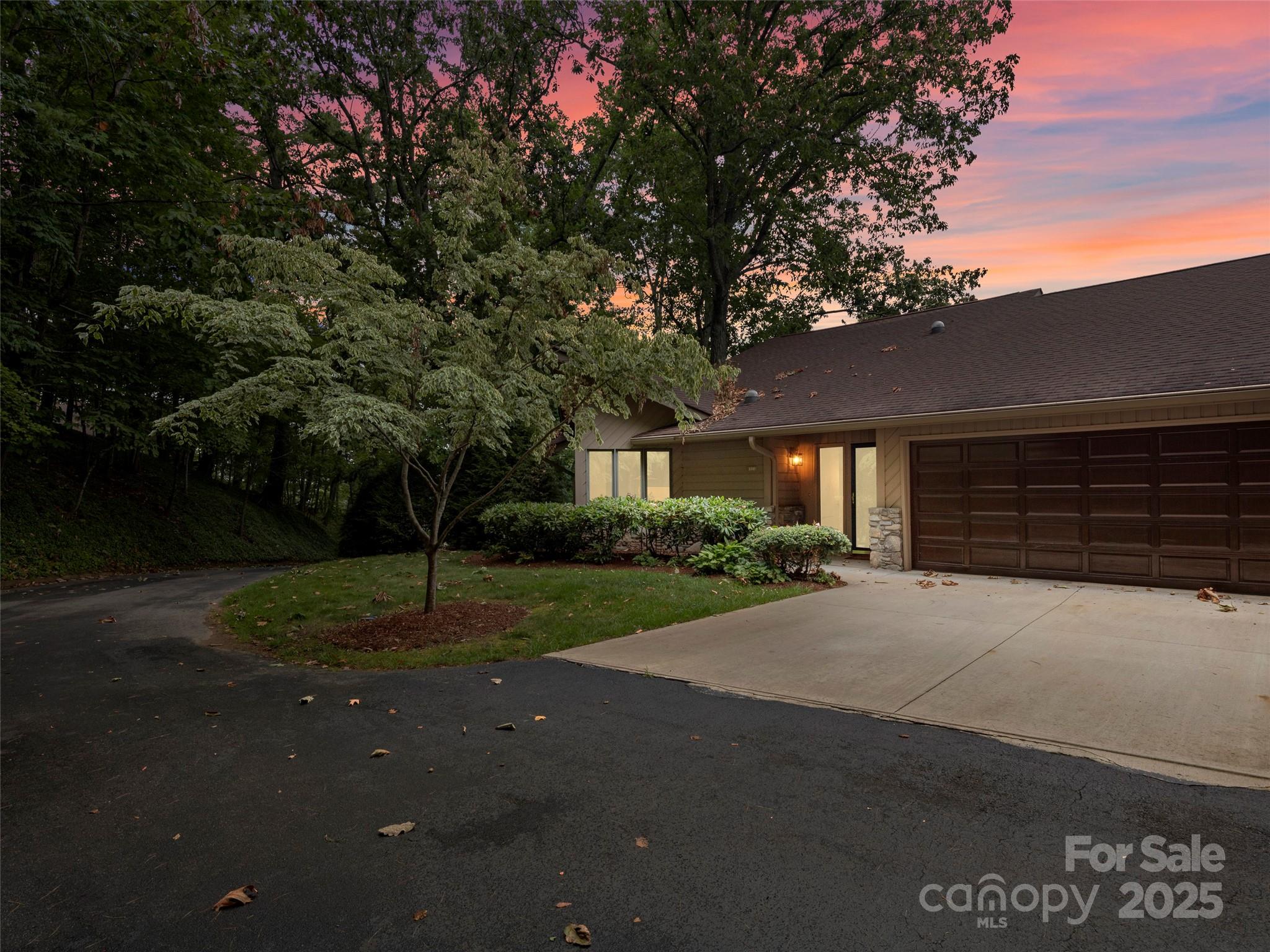 3301 Timber Trail