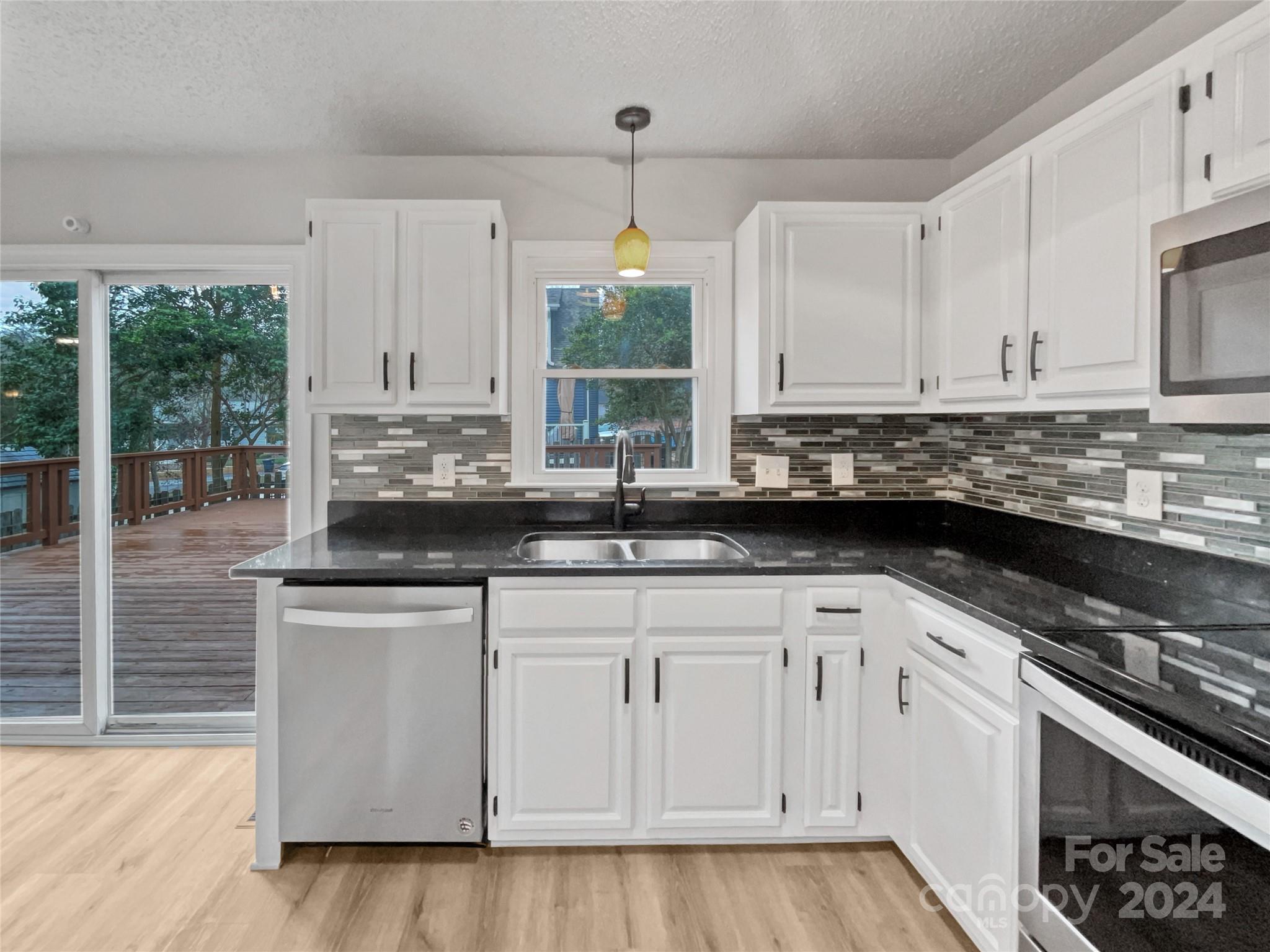 Tega Cay - Residential