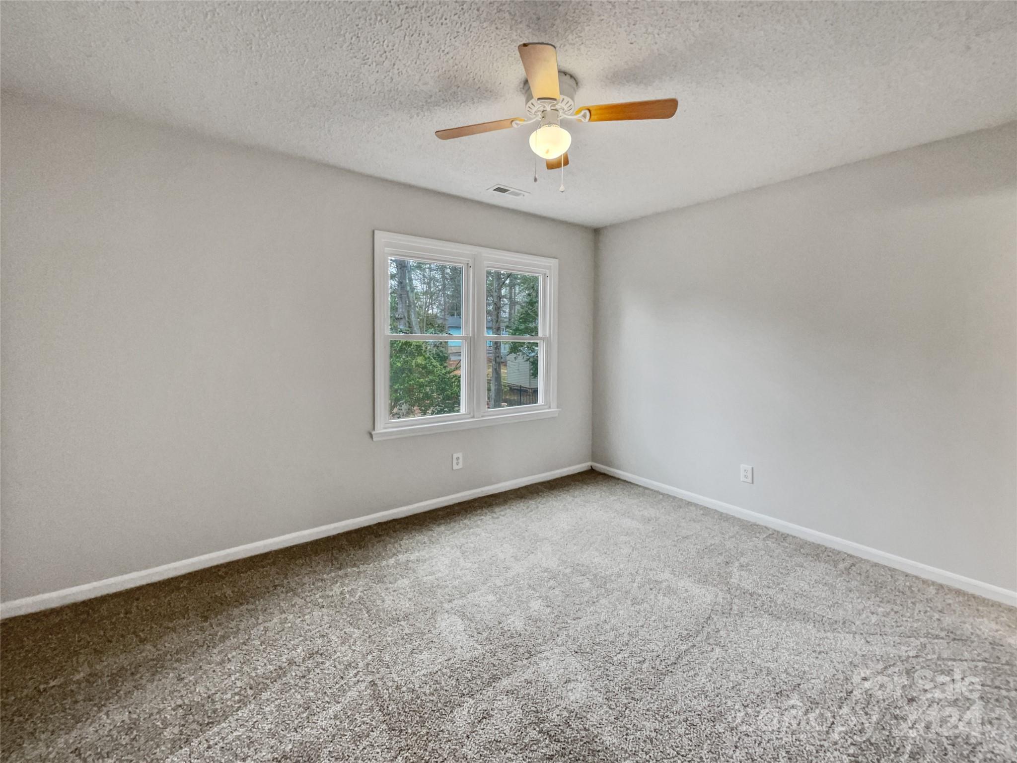 Tega Cay - Residential