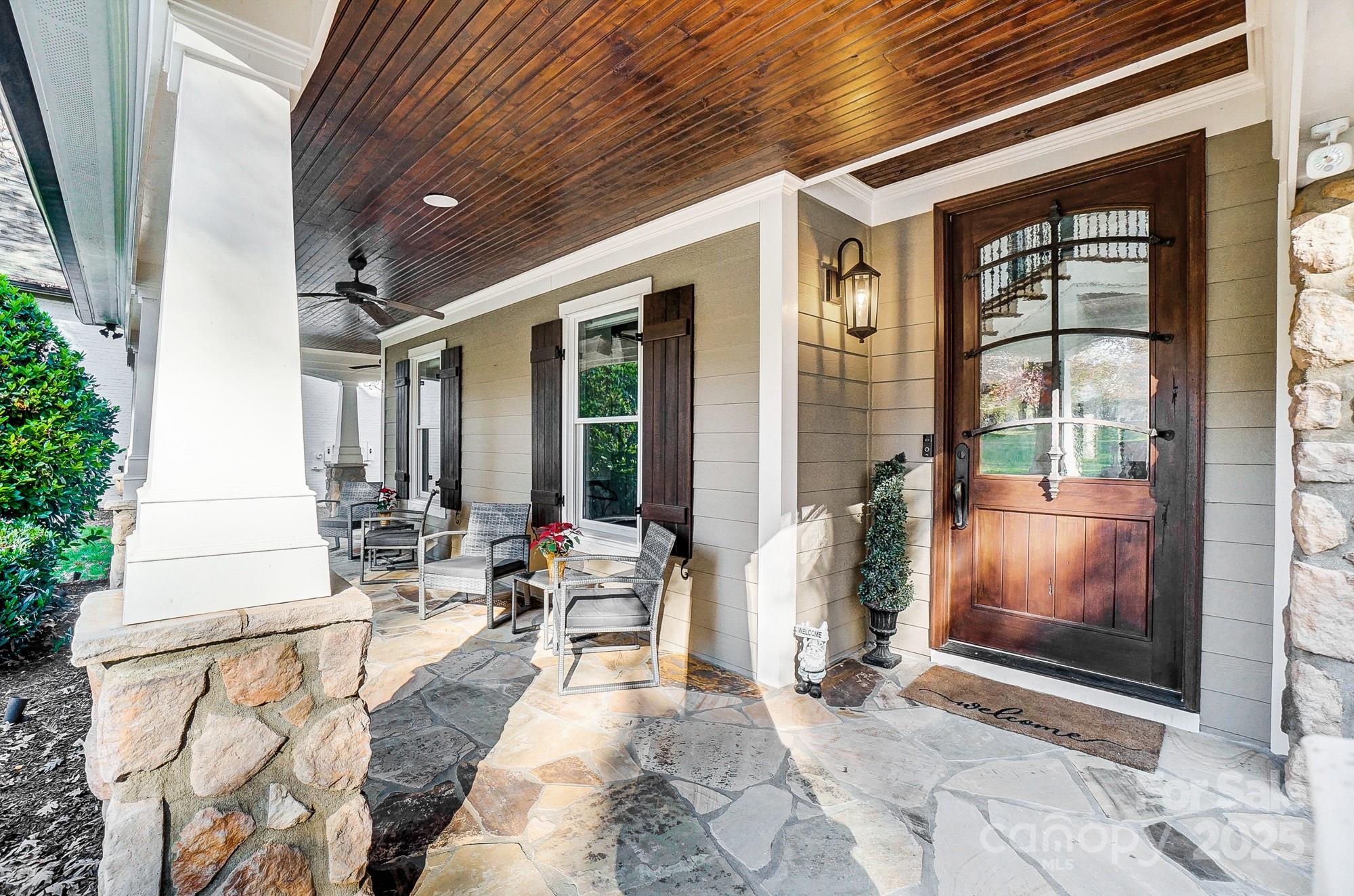20361 Enclave Oaks Court