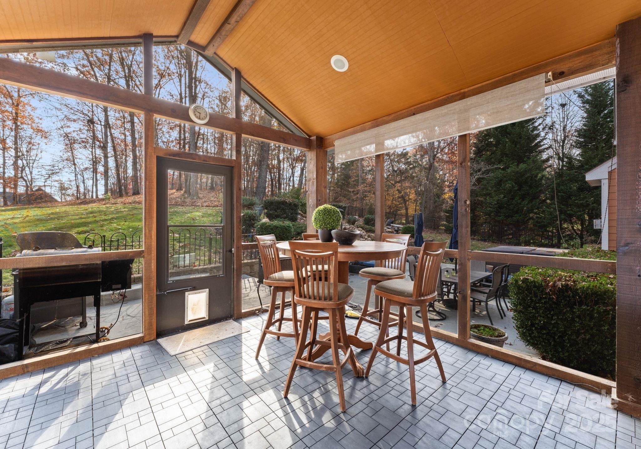 THE COVE AT CHESAPEAKE POINTE - Residential