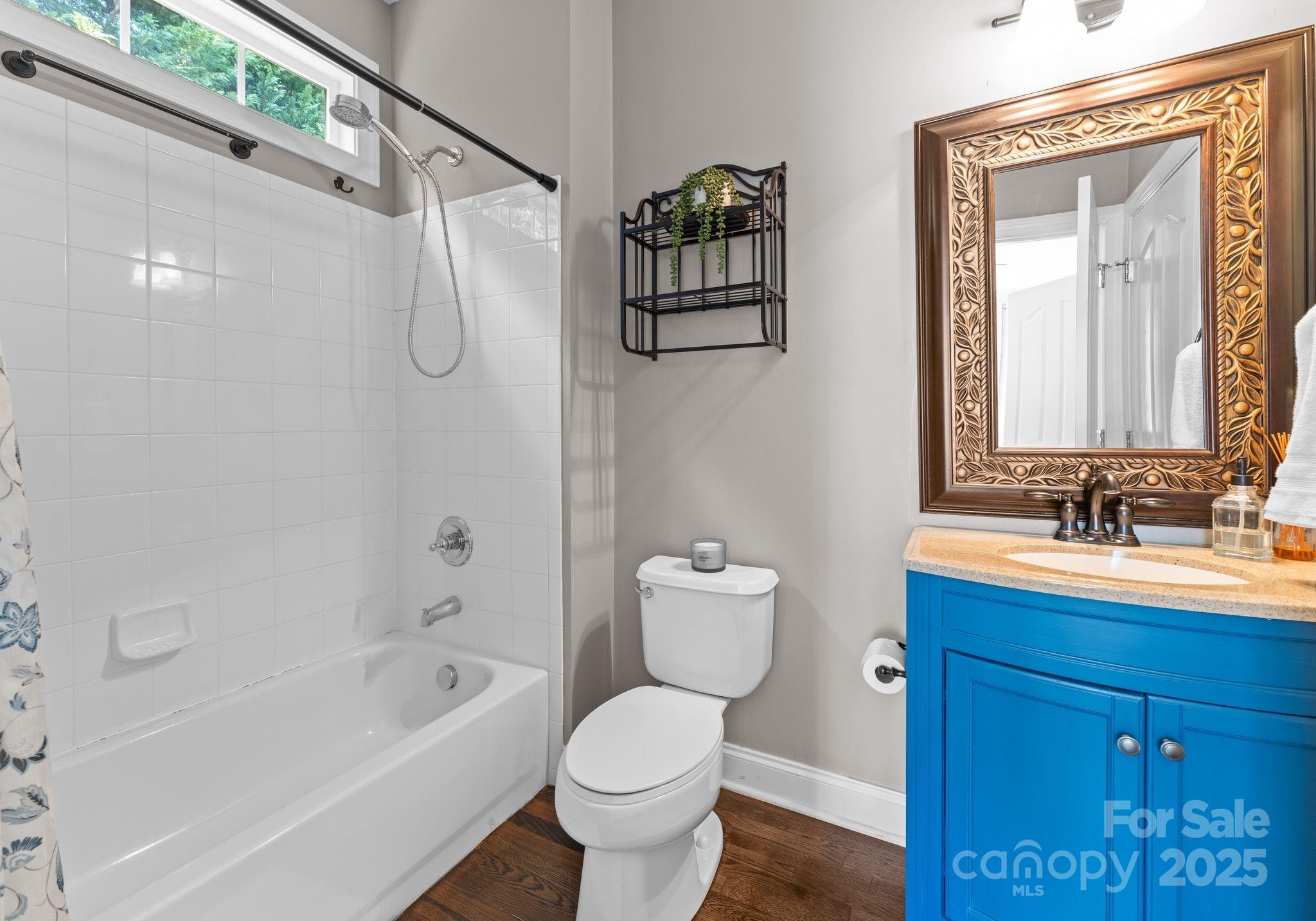 THE COVE AT CHESAPEAKE POINTE - Residential