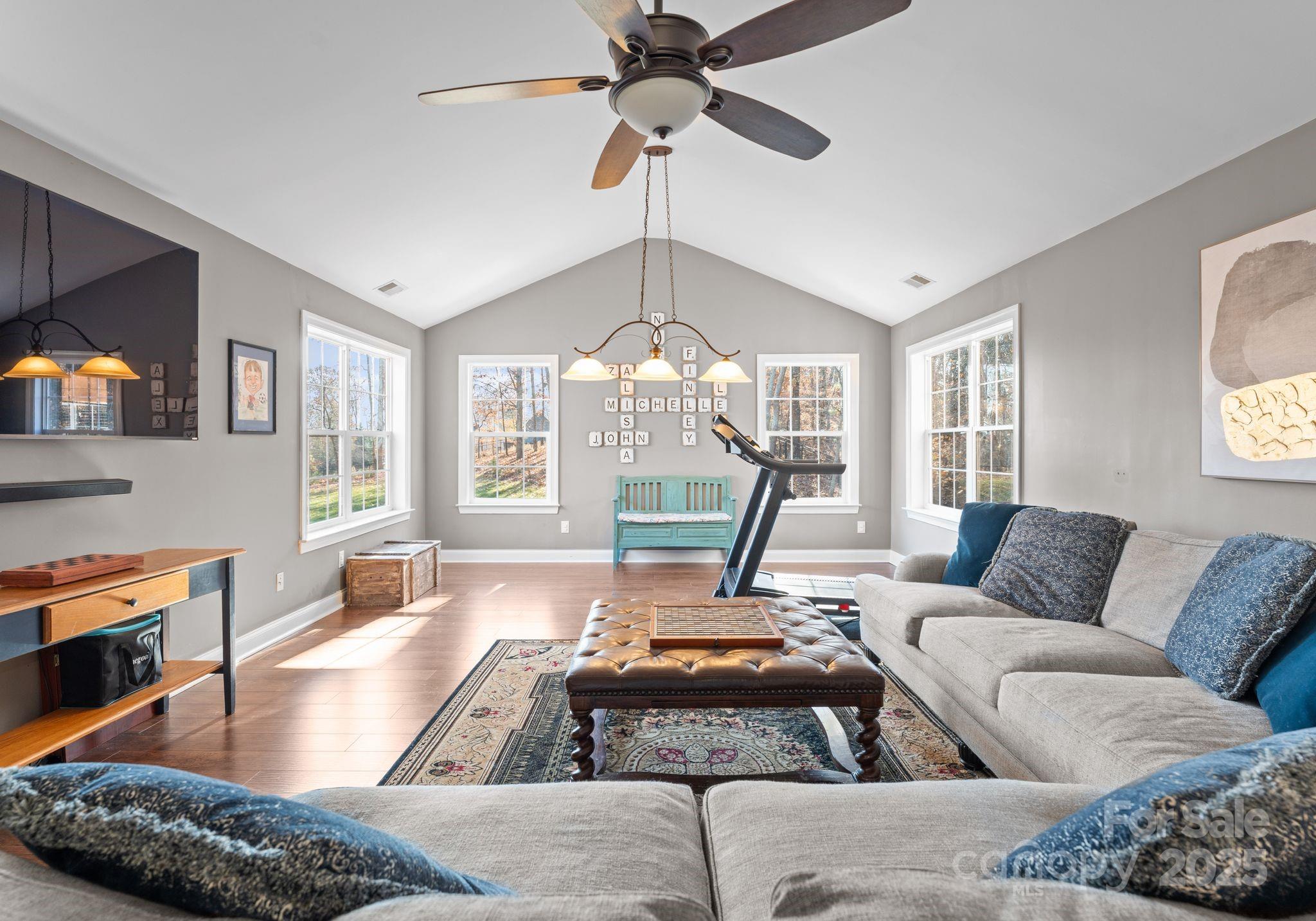 THE COVE AT CHESAPEAKE POINTE - Residential