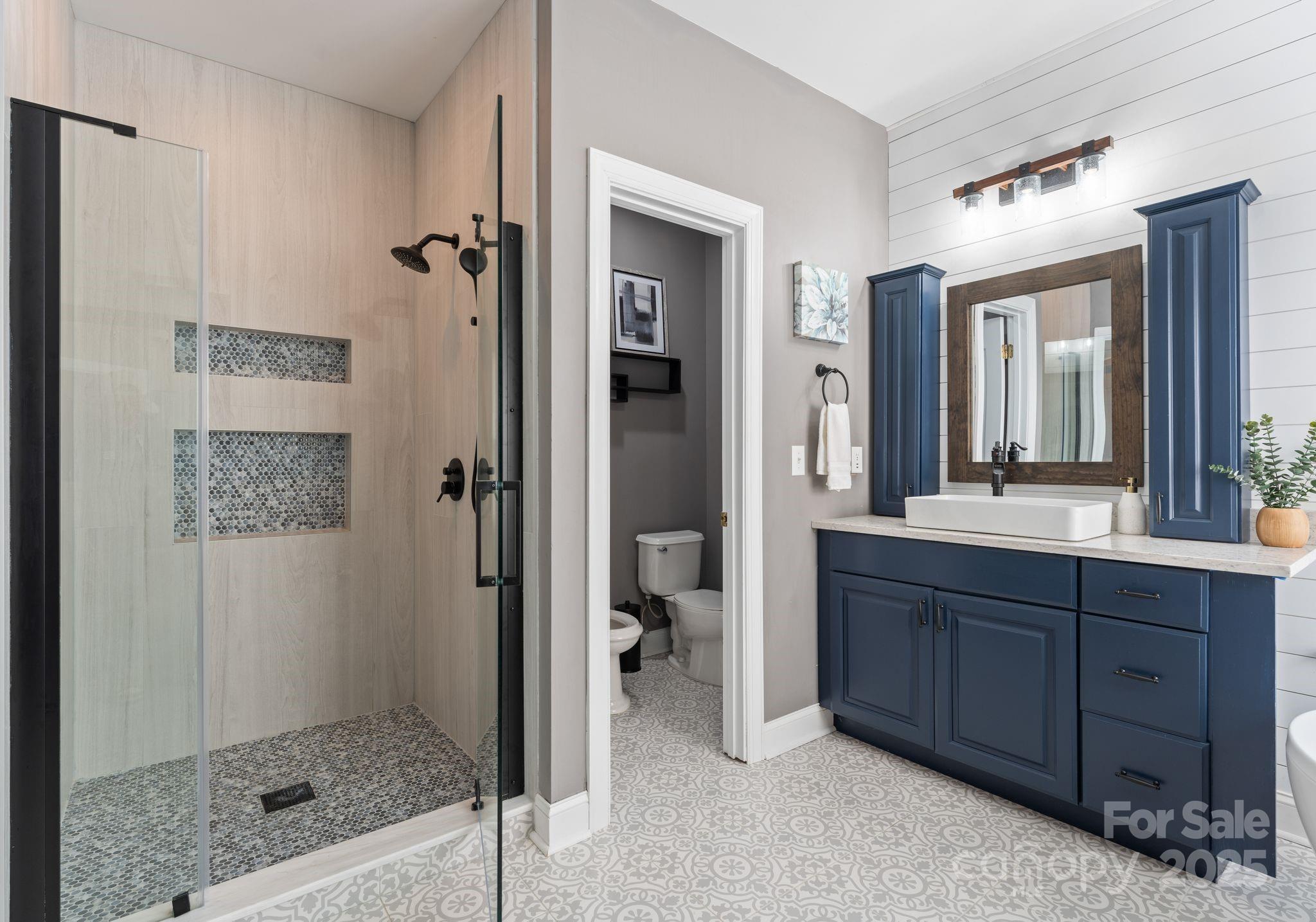 THE COVE AT CHESAPEAKE POINTE - Residential