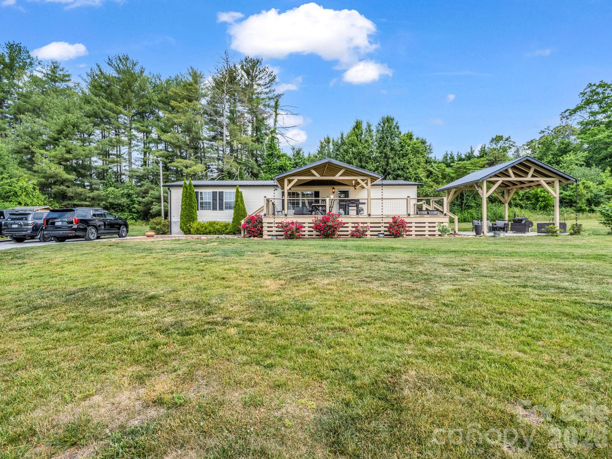 219 Jackson Loop Road