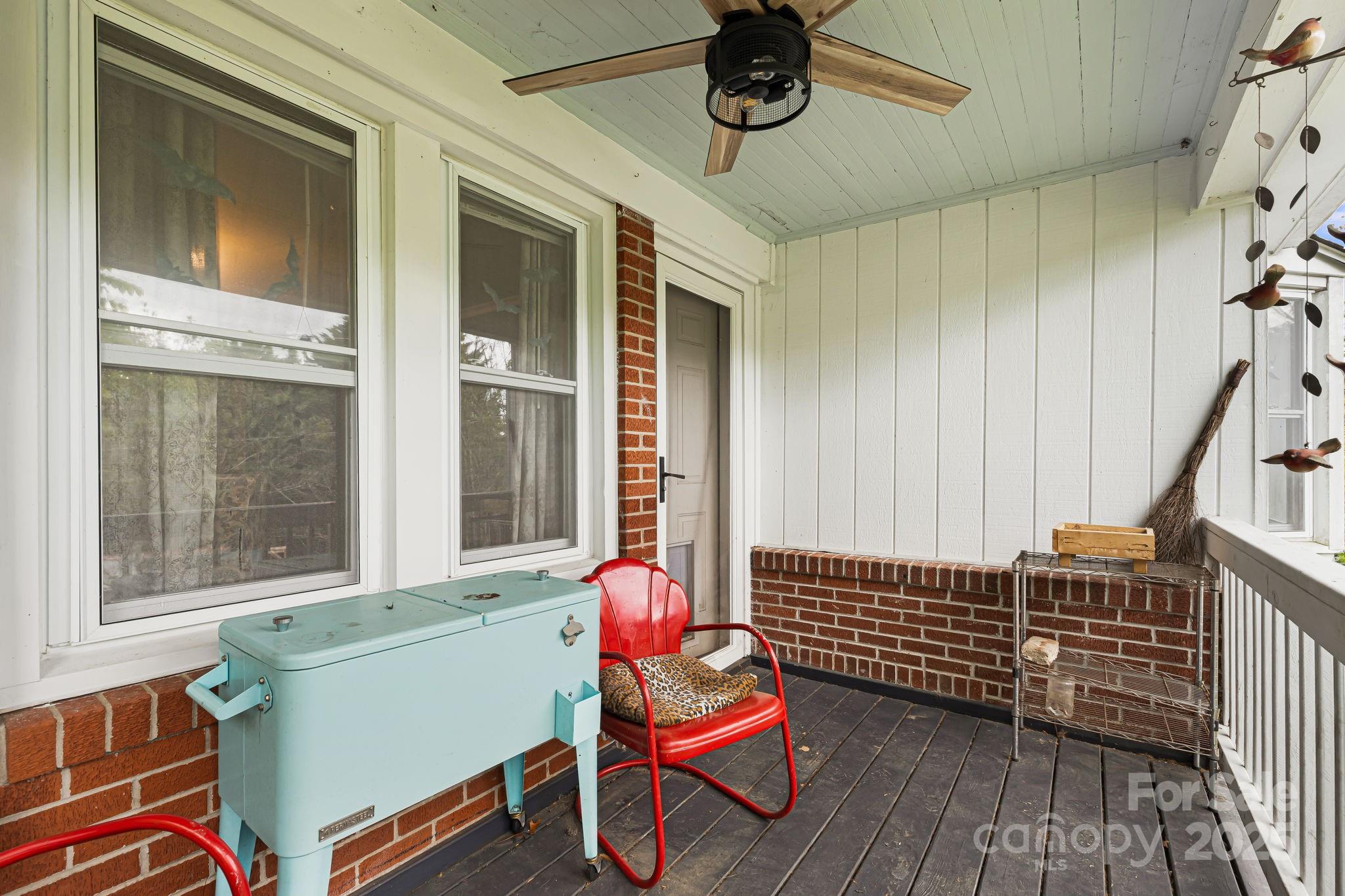 1271 Upper Brush Creek Road