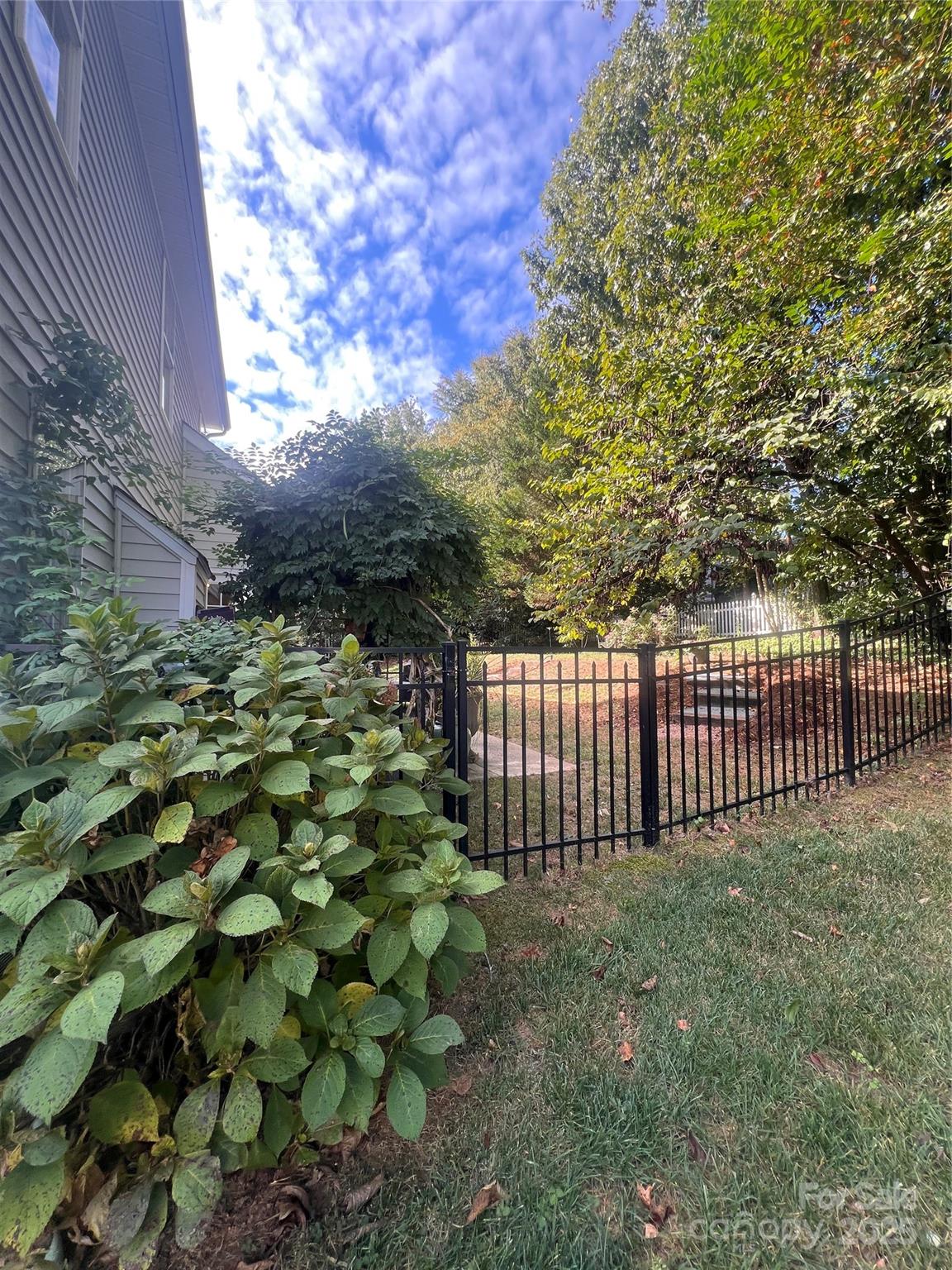 Waxhaw, North Carolina 28173, United States, 4 Bedrooms Bedrooms, ,3 BathroomsBathrooms,Residential,Active,216741