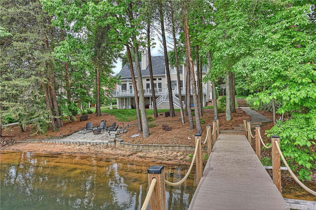 The Harbour At The Pointe - Residential