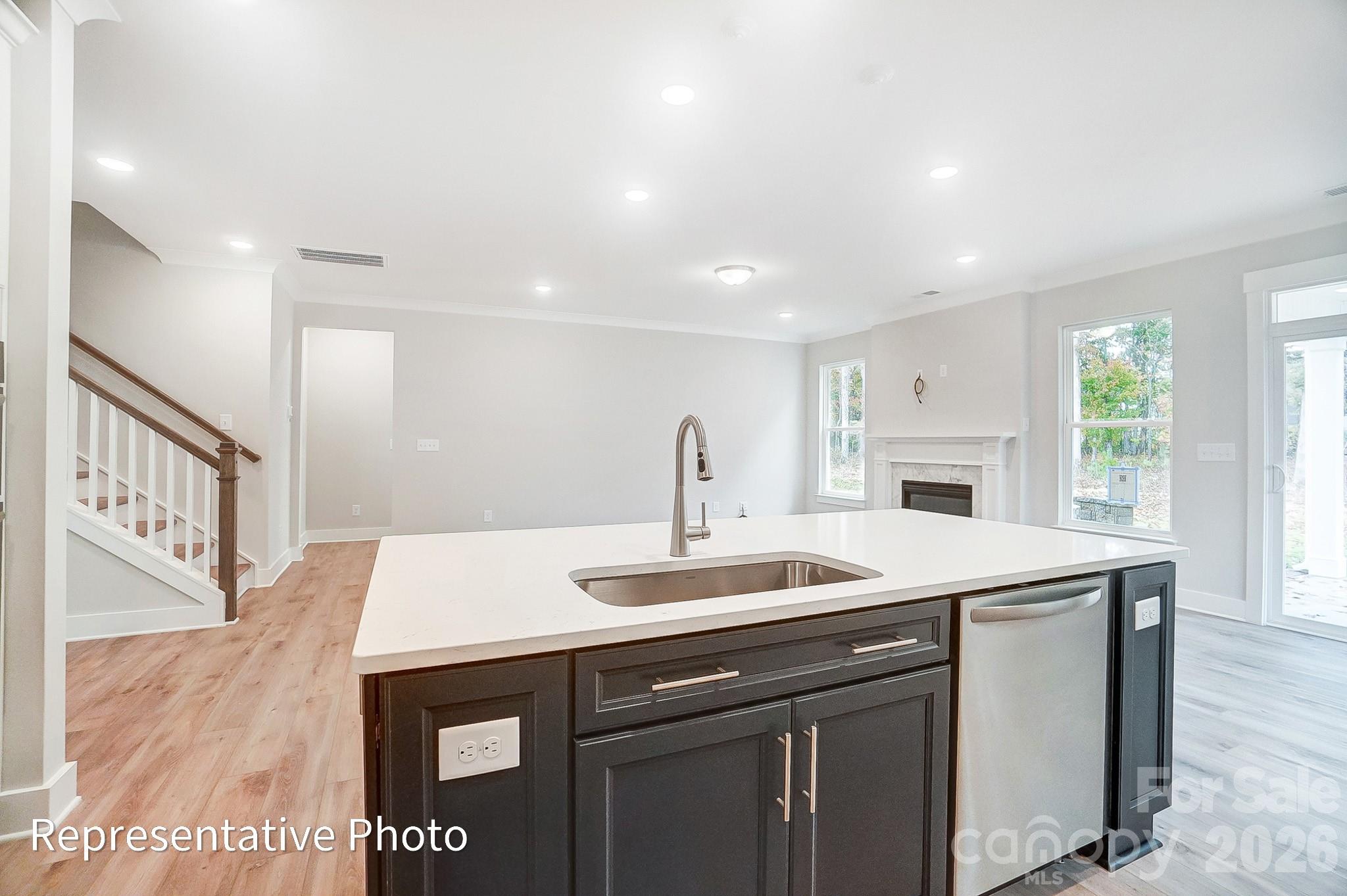 Founders Landing - Residential