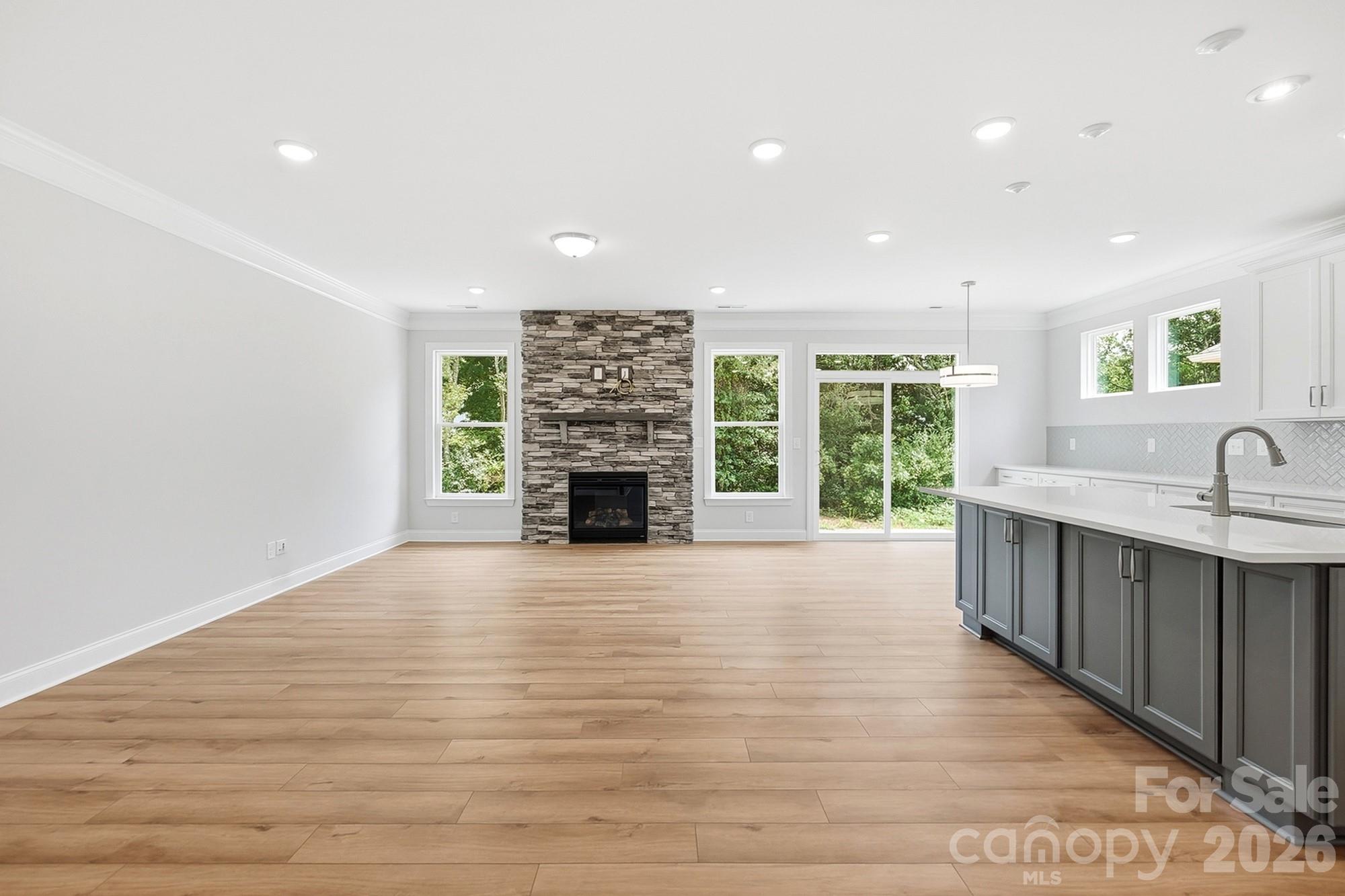 3050 Constitution Lane