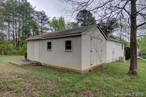 Lakeside Park - Residential Lease