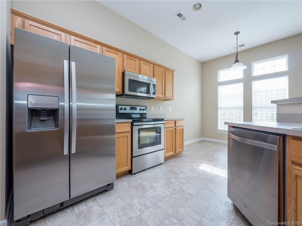 Autumn Cove at Lake Wylie - Residential