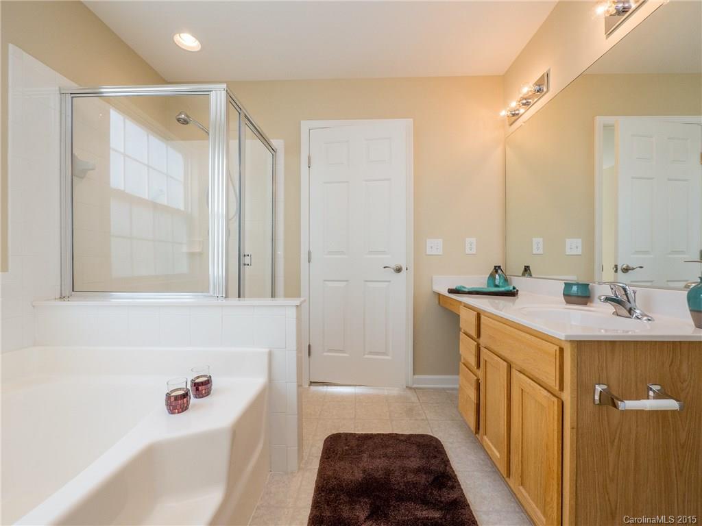 Autumn Cove at Lake Wylie - Residential