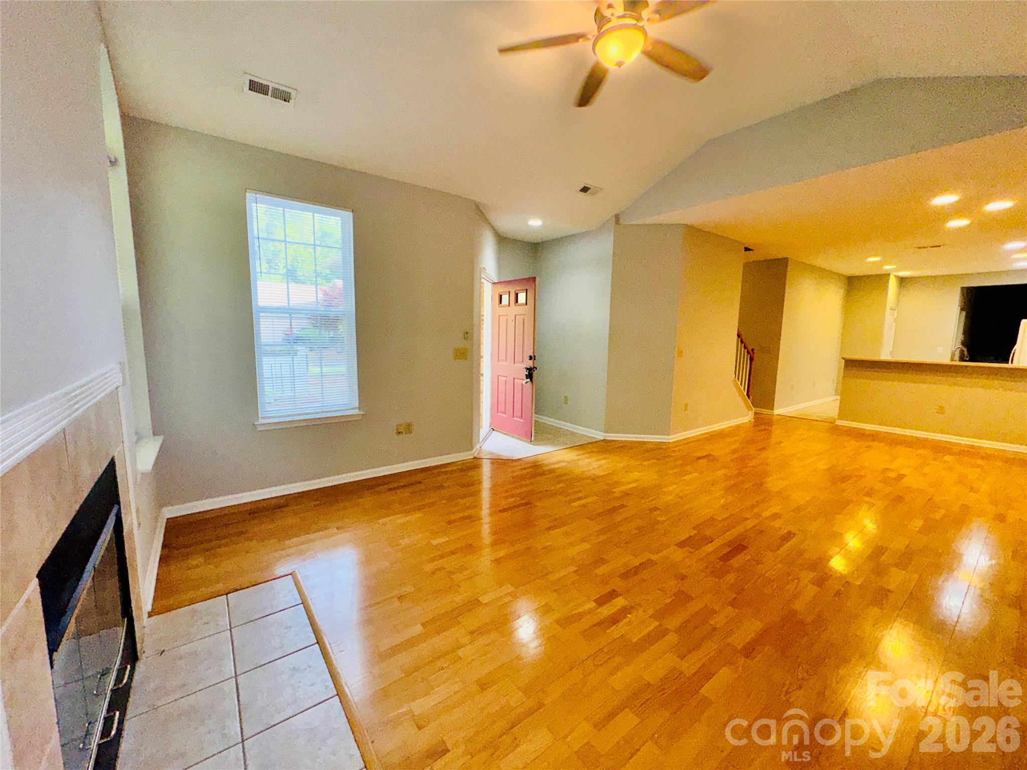 Trellis Pointe - Residential