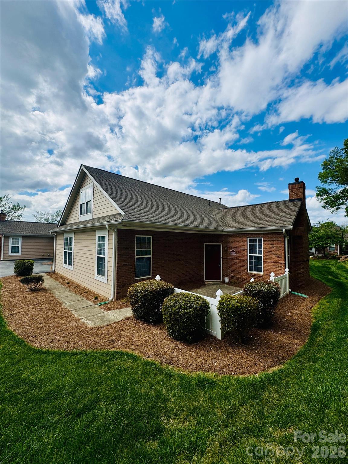 Trellis Pointe - Residential