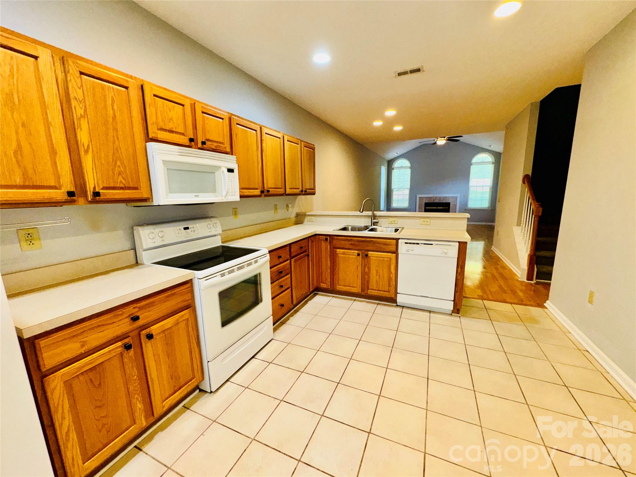 Trellis Pointe - Residential