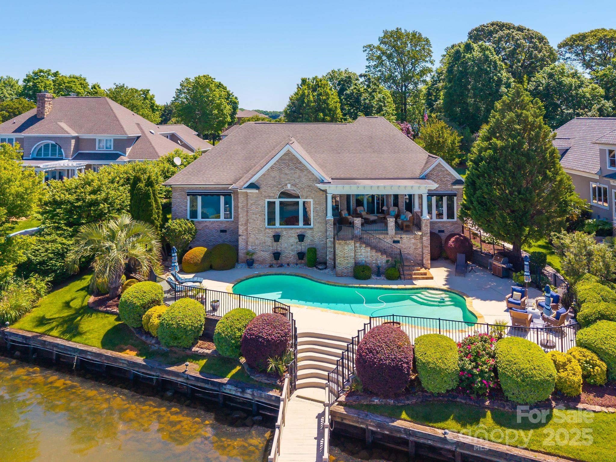 Governors Island - Residential