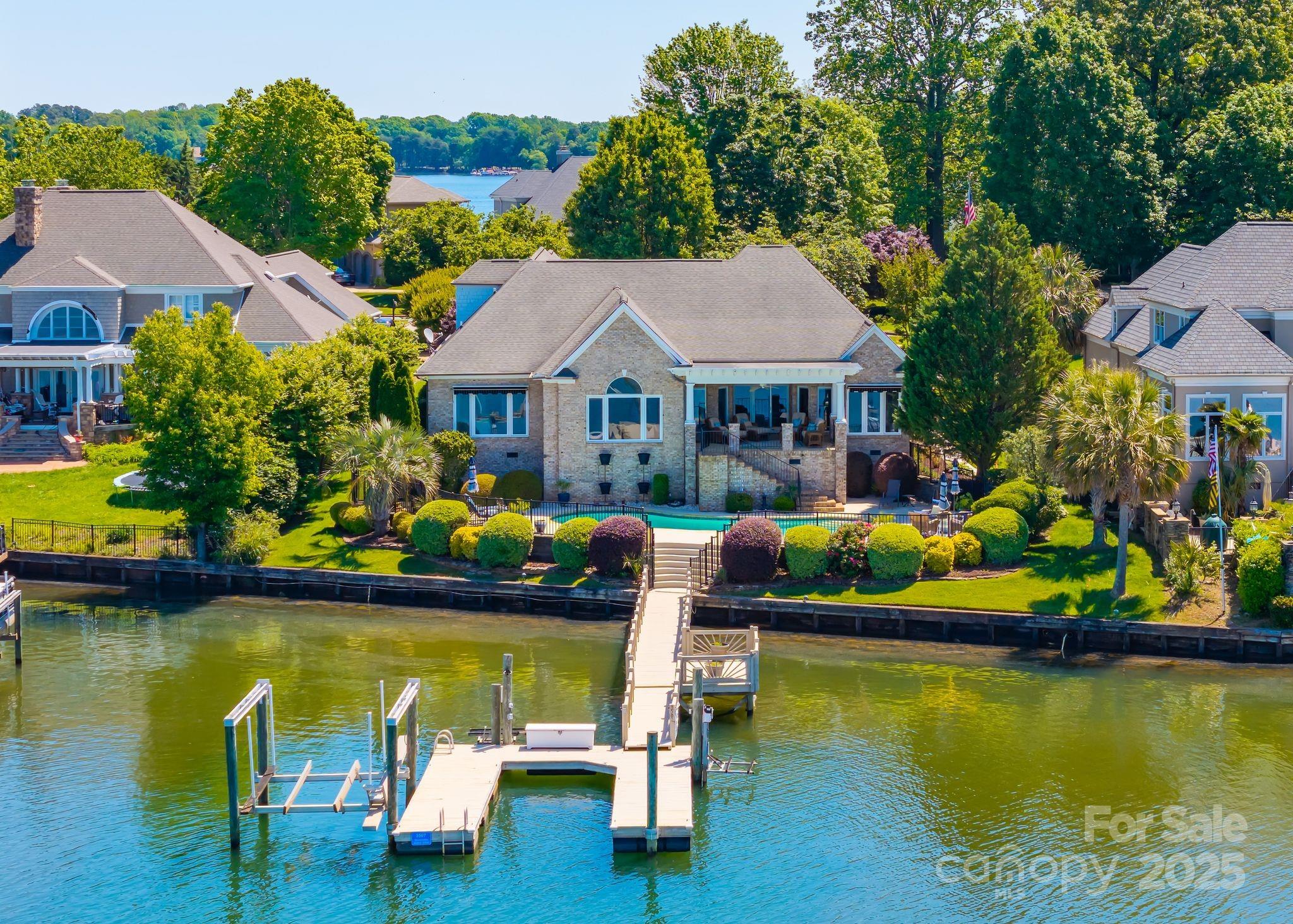 Governors Island - Residential