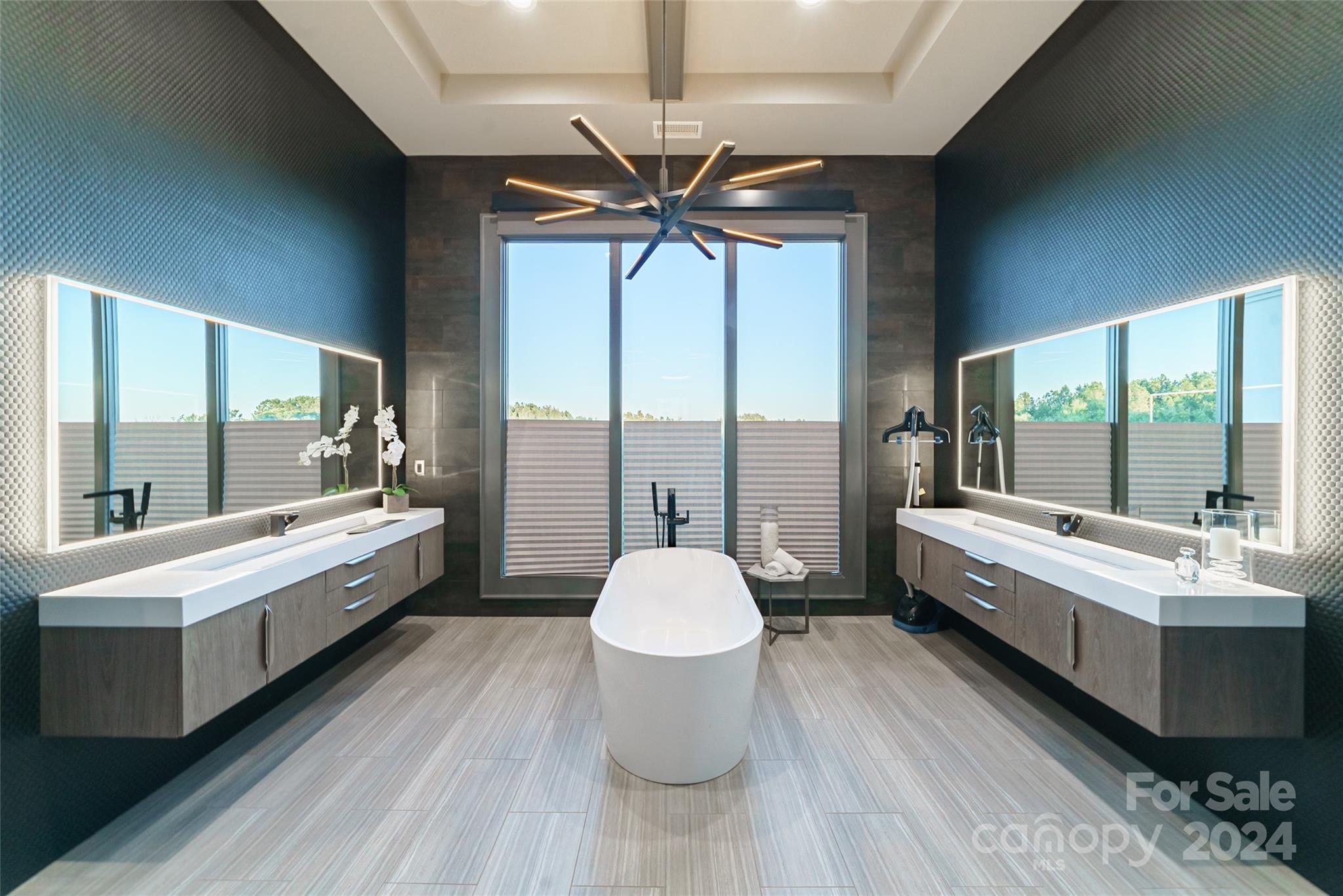 Cornelius, North Carolina 28031, United States, 3 Bedrooms Bedrooms, ,4 BathroomsBathrooms,Residential,Under Contract,39170