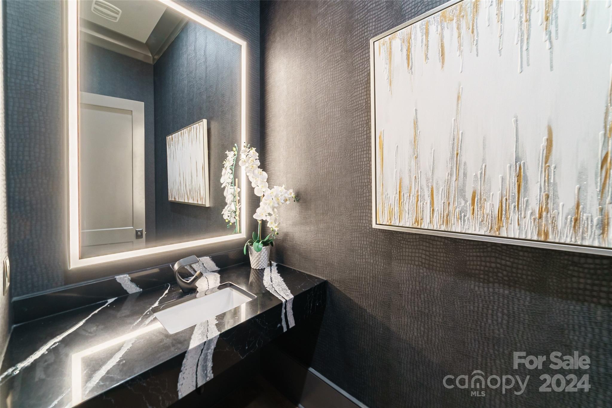 Cornelius, North Carolina 28031, United States, 3 Bedrooms Bedrooms, ,4 BathroomsBathrooms,Residential,Under Contract,39170