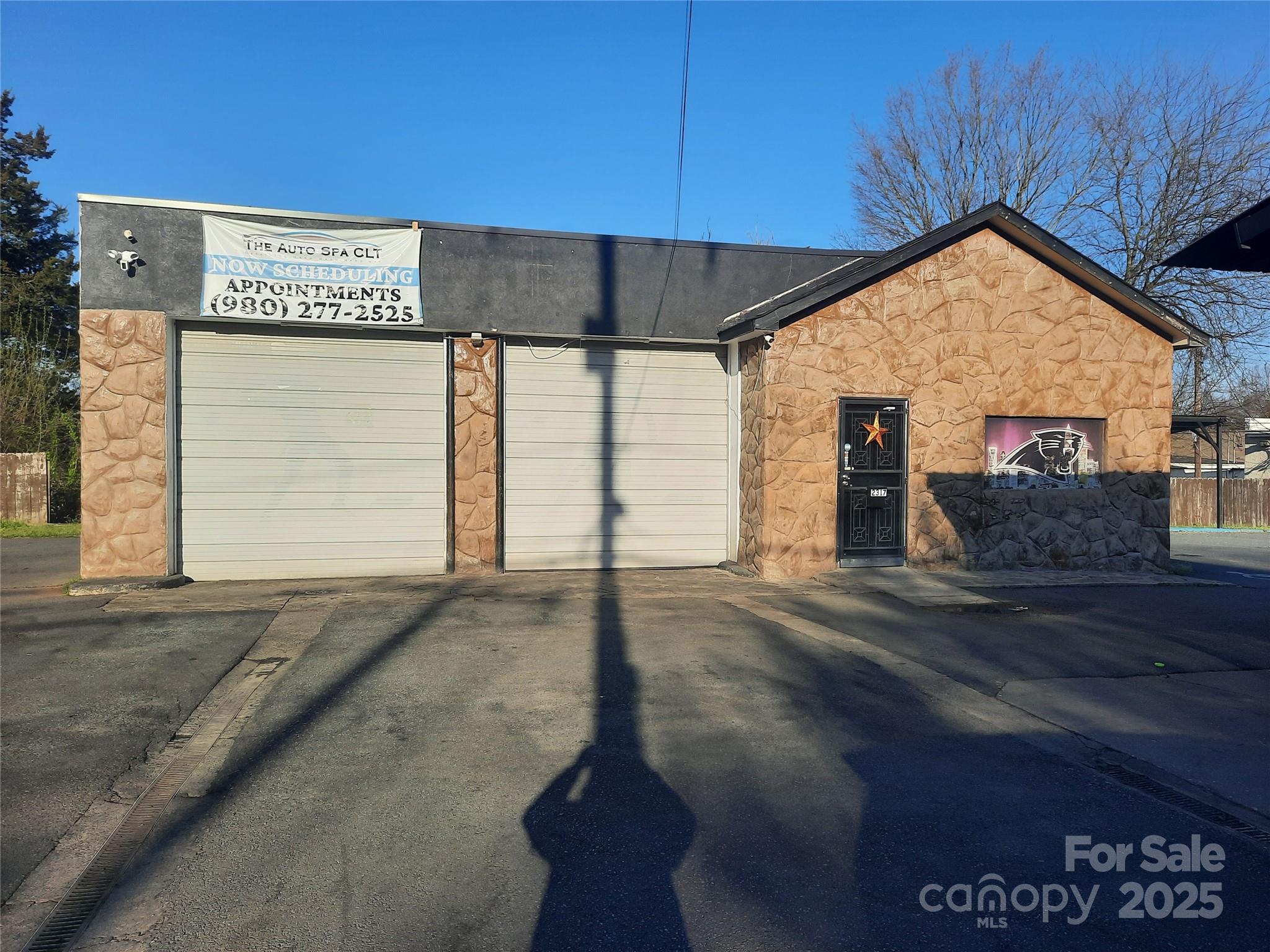 2317 Statesville Avenue