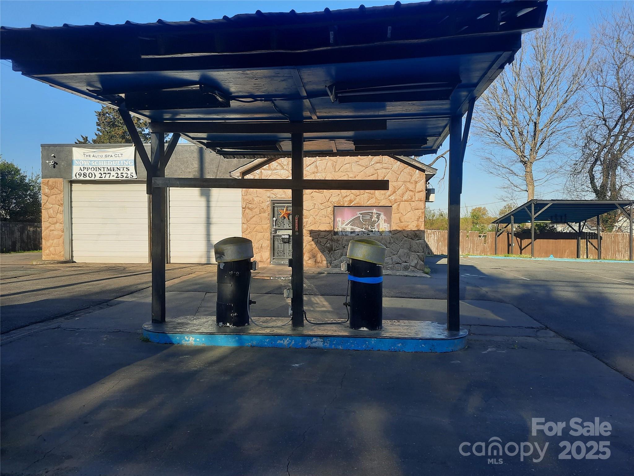 2317 Statesville Avenue