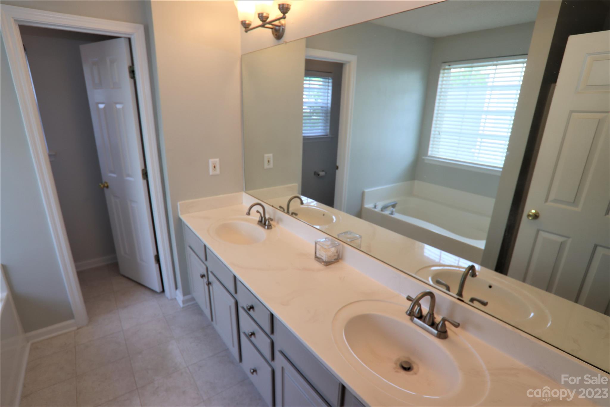 Highland Creek - Residential