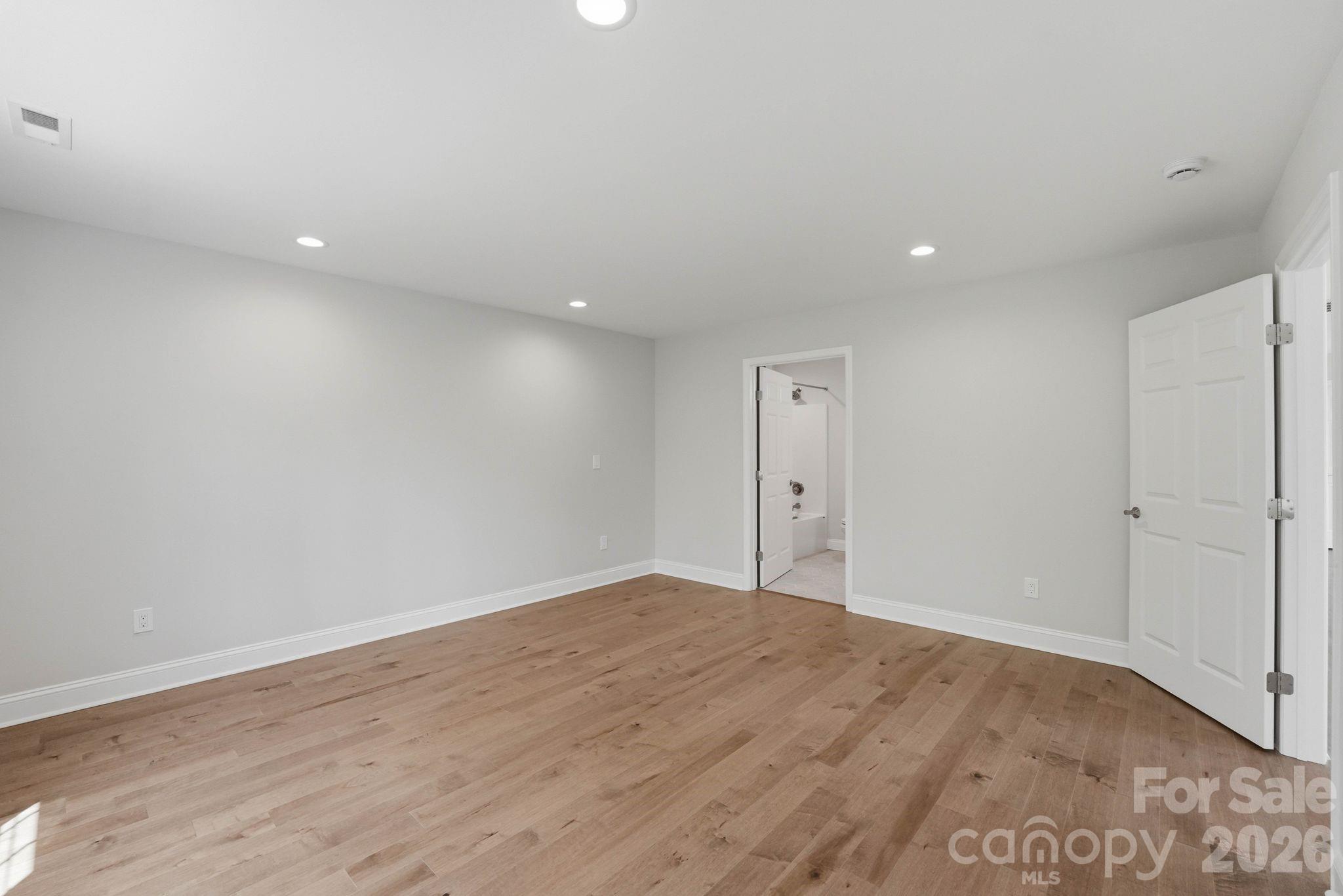Lakepointe North - Residential