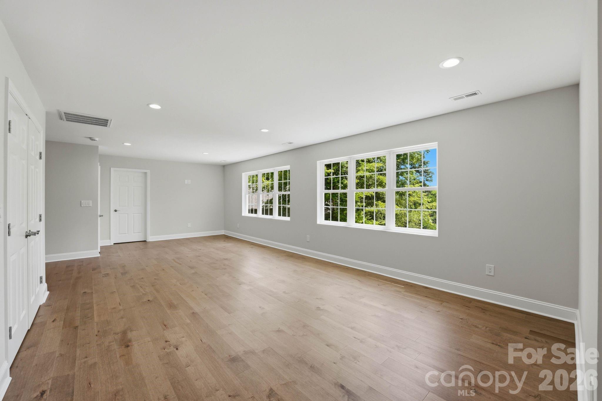Lakepointe North - Residential