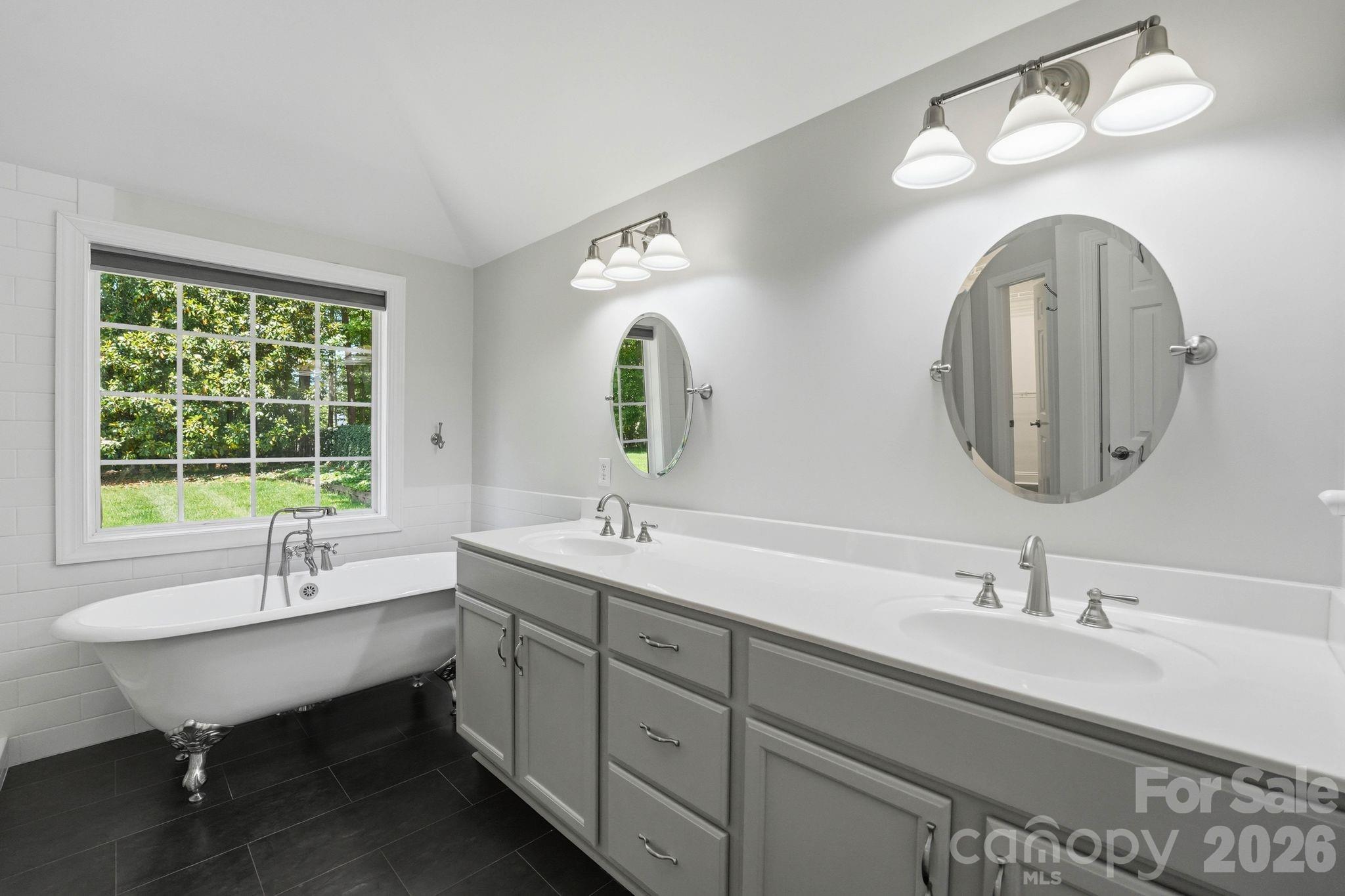 Lakepointe North - Residential
