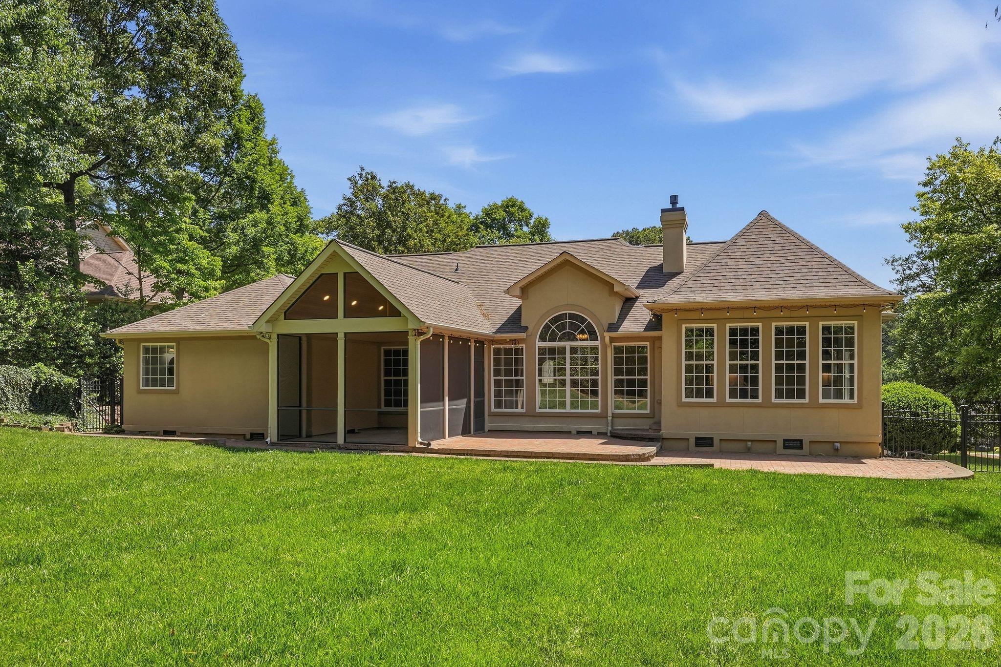 Lakepointe North - Residential