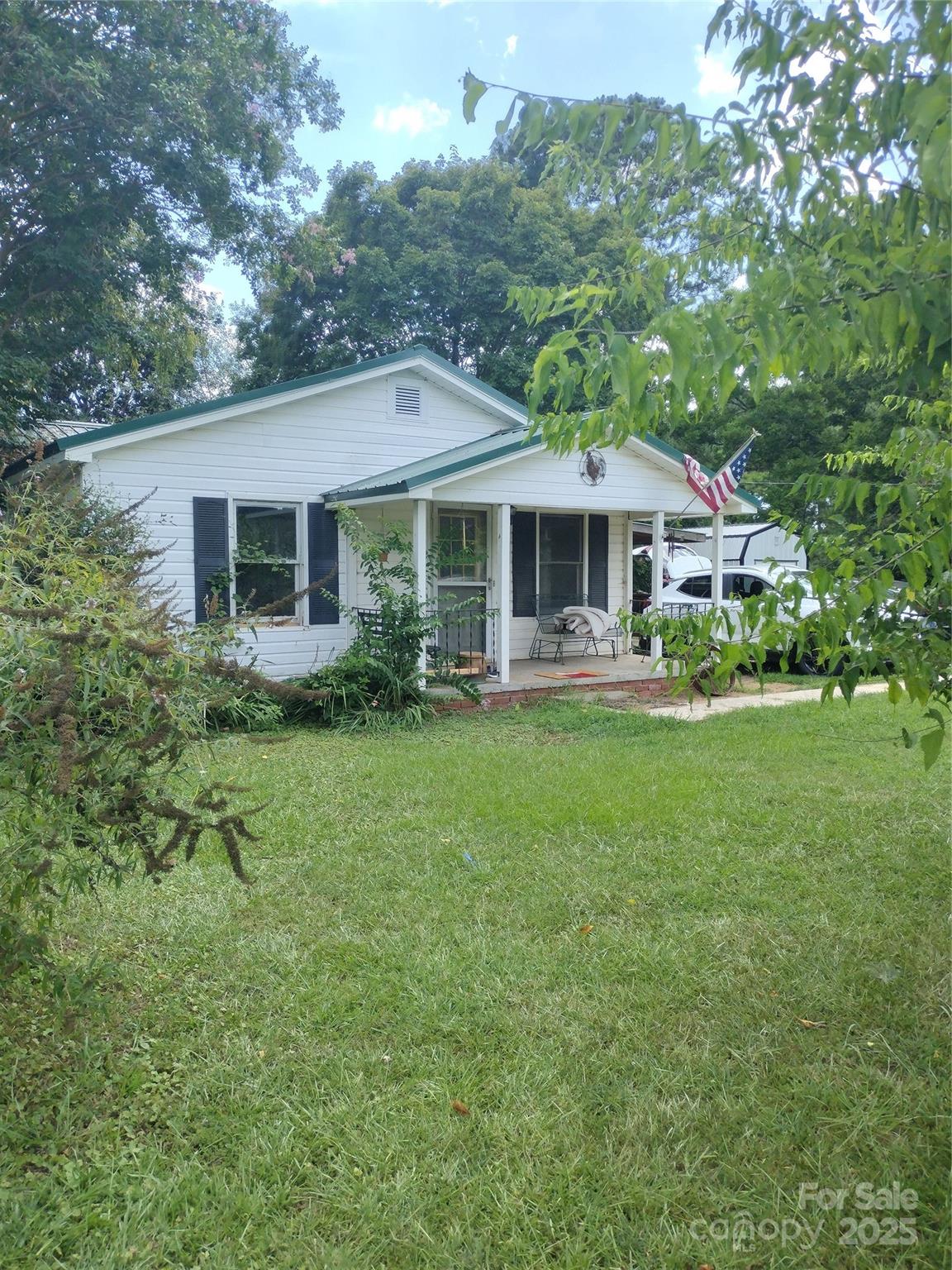 1350 Edgefield Road