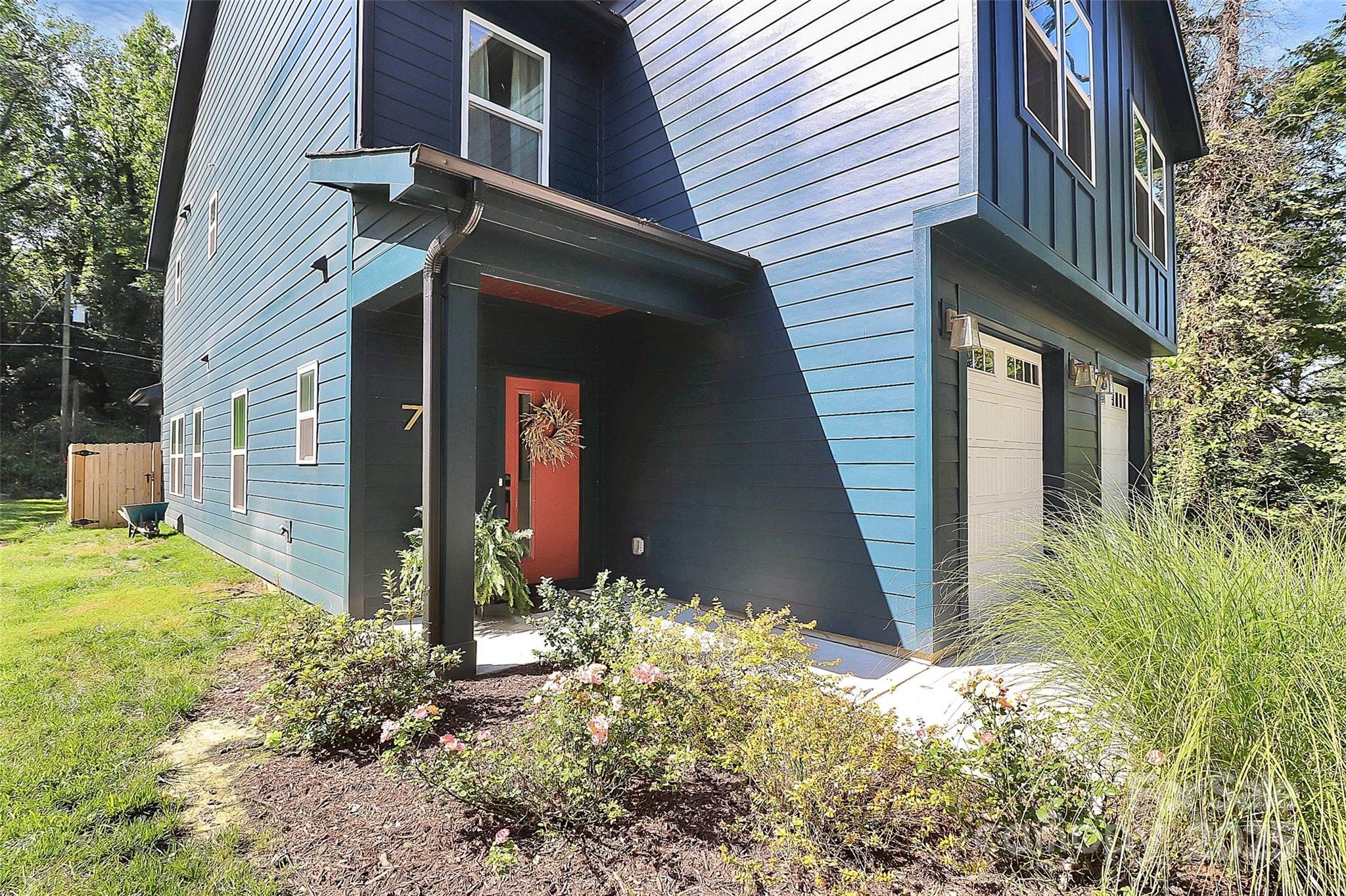733 McArthur Avenue
