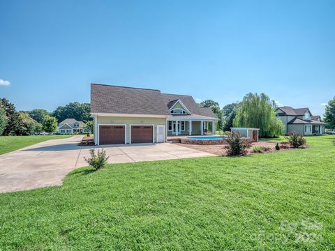 A home in Clover