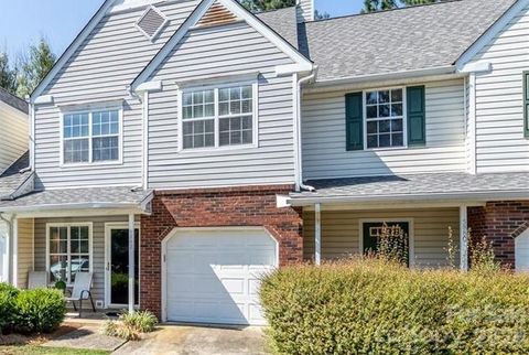 5965 Prescott Court Charlotte NC 28269