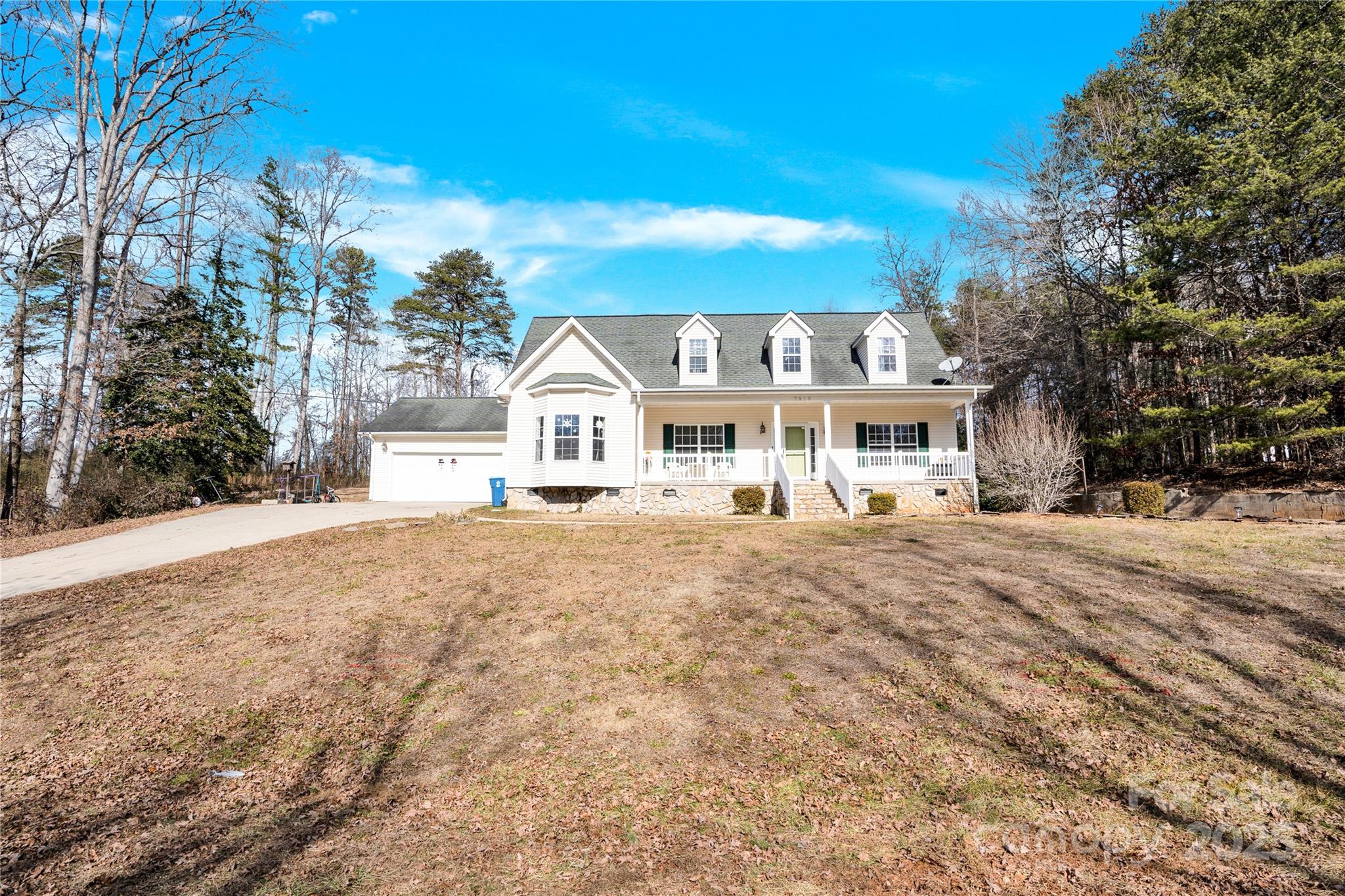7918 Ridgeview Drive